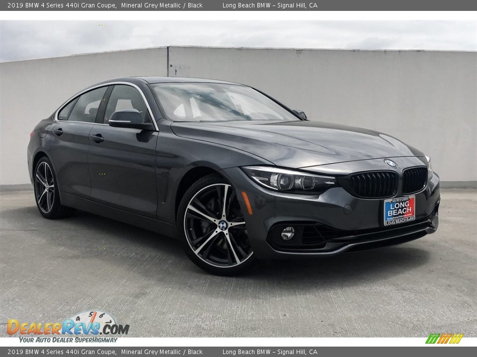 Front 3/4 View of 2019 BMW 4 Series 440i Gran Coupe Photo #12