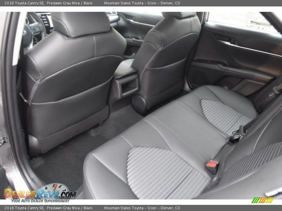 2018 Toyota Camry SE Predawn Gray Mica / Black Photo #14