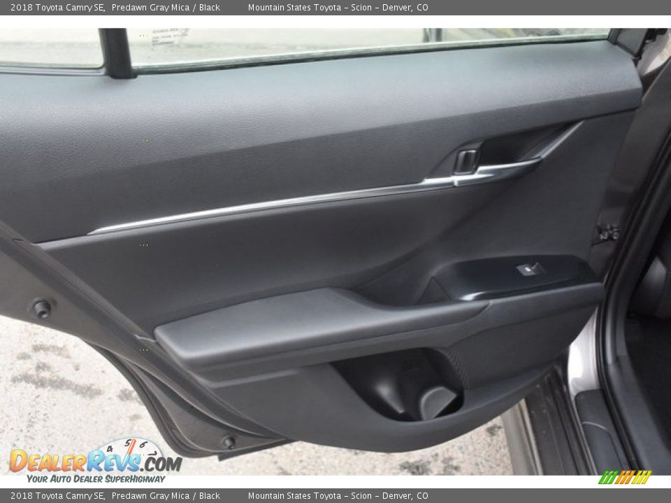 2018 Toyota Camry SE Predawn Gray Mica / Black Photo #21