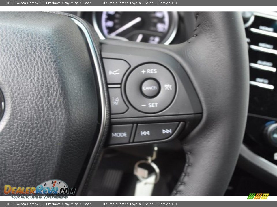 2018 Toyota Camry SE Predawn Gray Mica / Black Photo #27