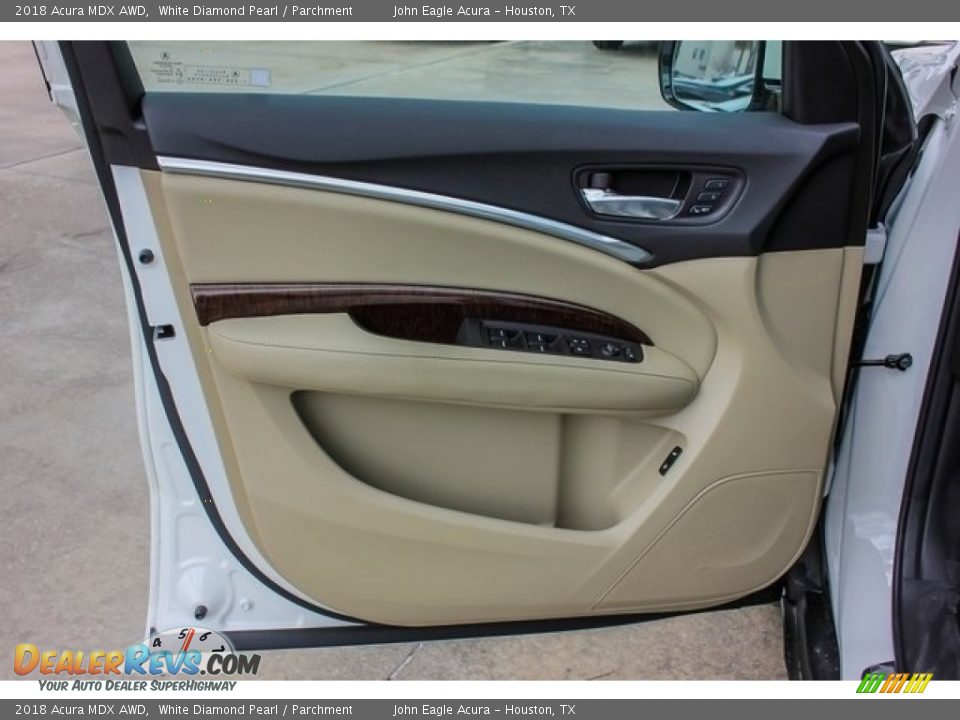 Door Panel of 2018 Acura MDX AWD Photo #12