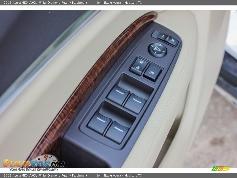 Controls of 2018 Acura MDX AWD Photo #13