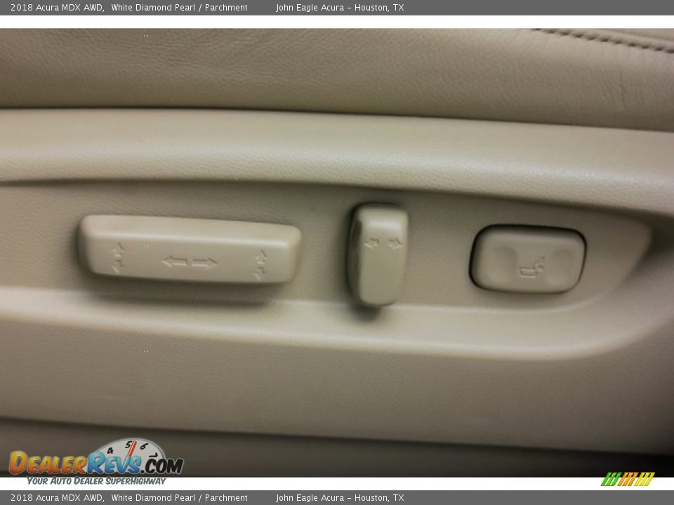 Controls of 2018 Acura MDX AWD Photo #14