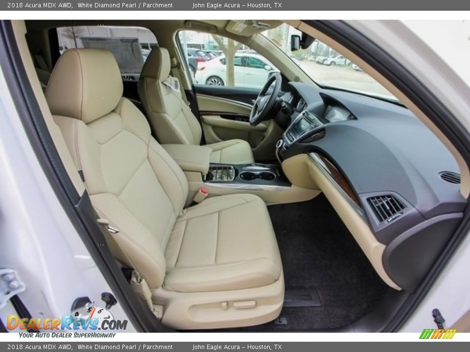 Front Seat of 2018 Acura MDX AWD Photo #24