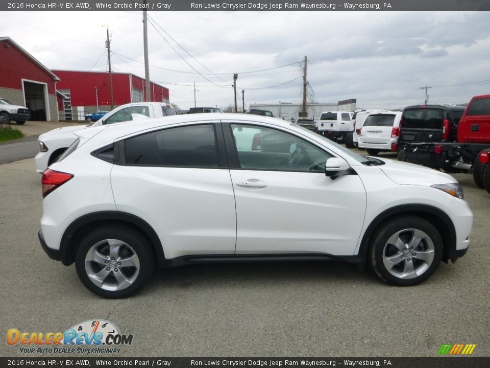 2016 Honda HR-V EX AWD White Orchid Pearl / Gray Photo #6