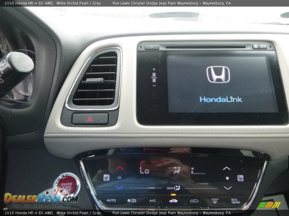 2016 Honda HR-V EX AWD White Orchid Pearl / Gray Photo #17