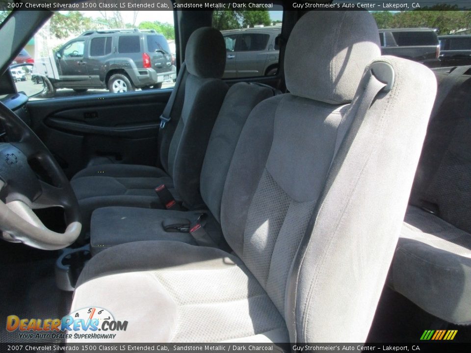 2007 Chevrolet Silverado 1500 Classic LS Extended Cab Sandstone Metallic / Dark Charcoal Photo #8