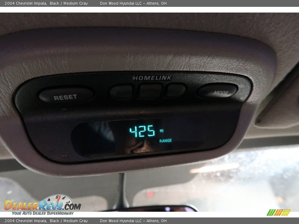 2004 Chevrolet Impala Black / Medium Gray Photo #2