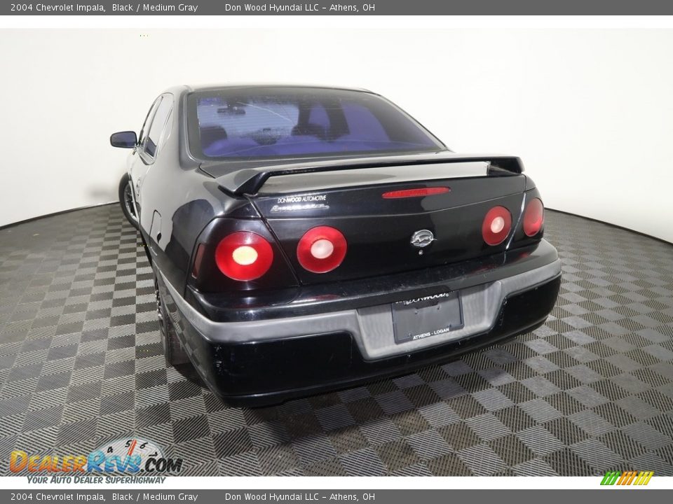 2004 Chevrolet Impala Black / Medium Gray Photo #10