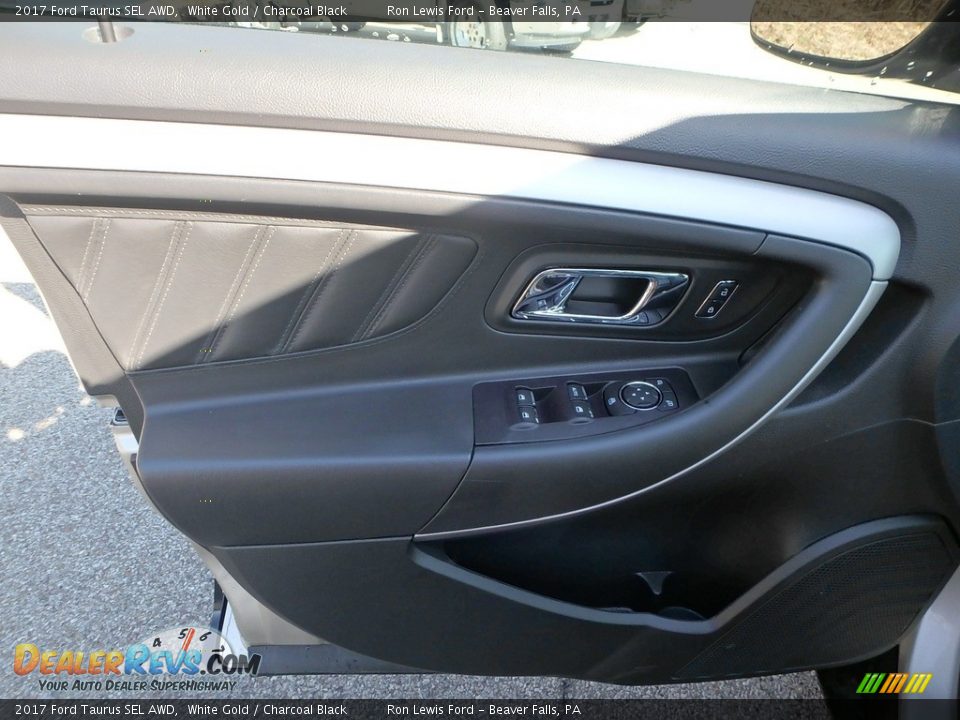 2017 Ford Taurus SEL AWD White Gold / Charcoal Black Photo #13