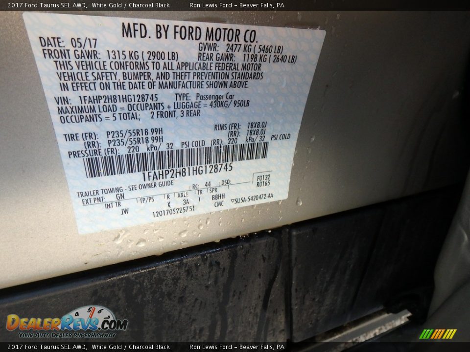 2017 Ford Taurus SEL AWD White Gold / Charcoal Black Photo #15