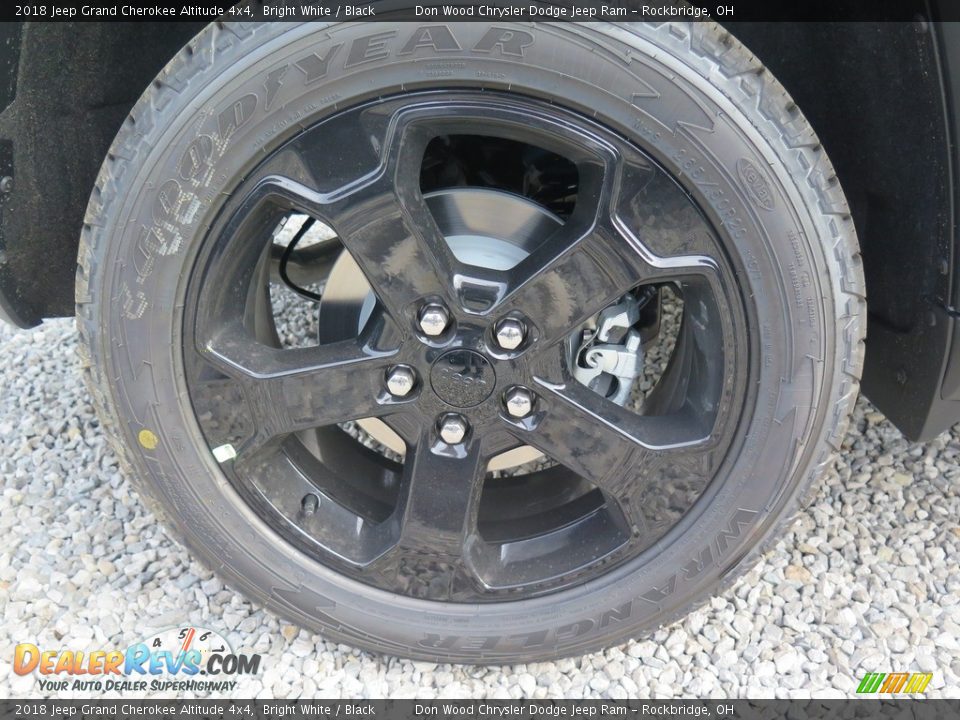 2018 Jeep Grand Cherokee Altitude 4x4 Bright White / Black Photo #24