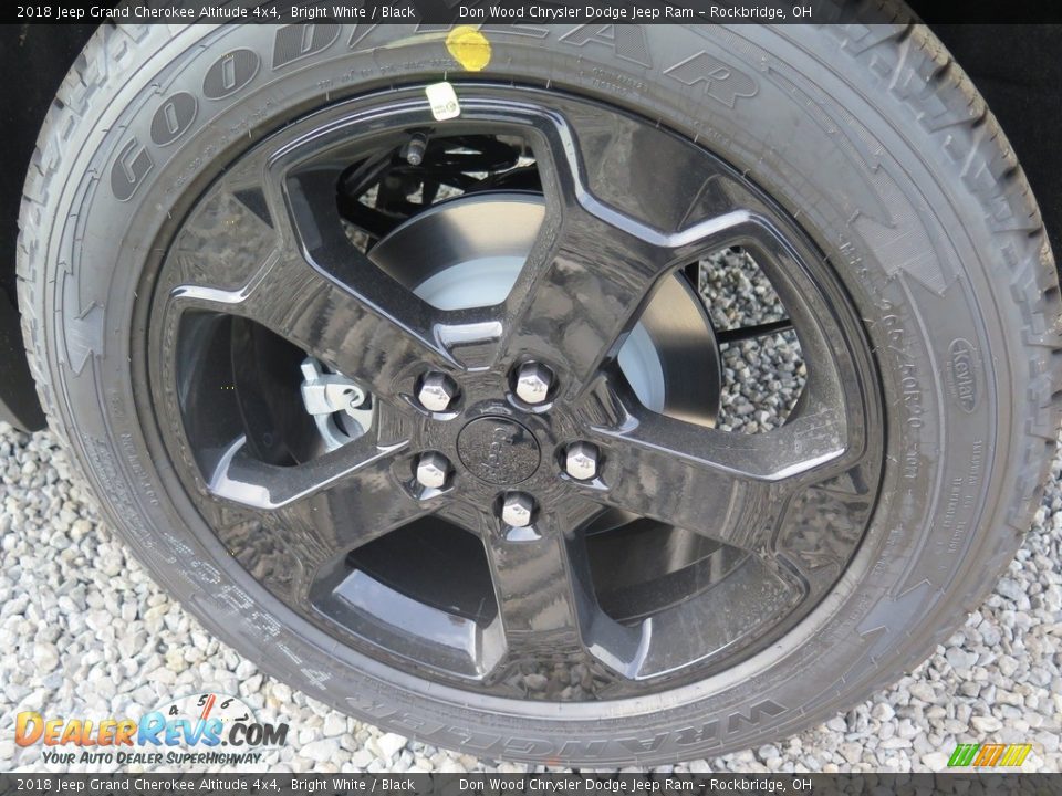 2018 Jeep Grand Cherokee Altitude 4x4 Bright White / Black Photo #25