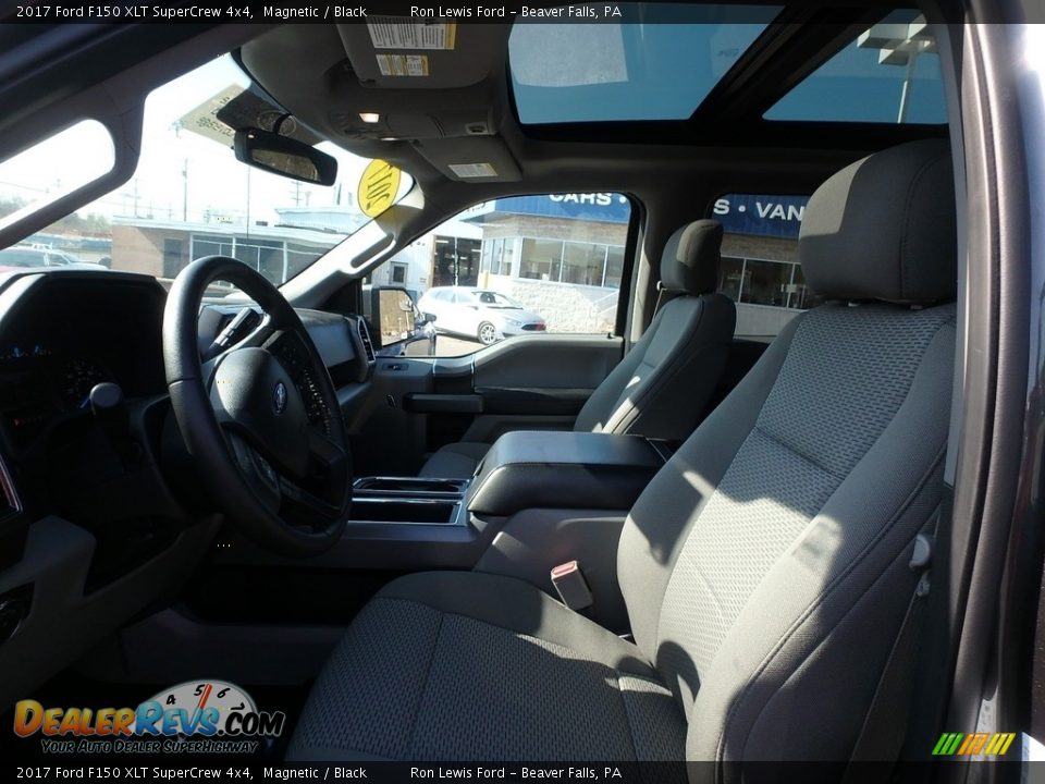 2017 Ford F150 XLT SuperCrew 4x4 Magnetic / Black Photo #10