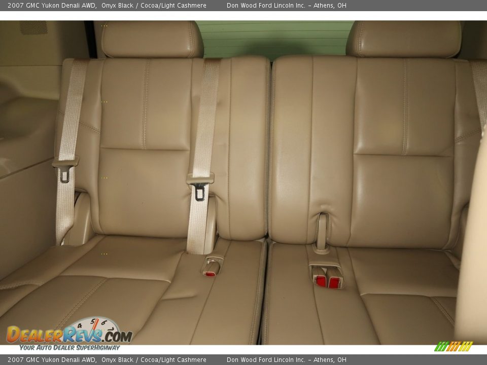 2007 GMC Yukon Denali AWD Onyx Black / Cocoa/Light Cashmere Photo #4