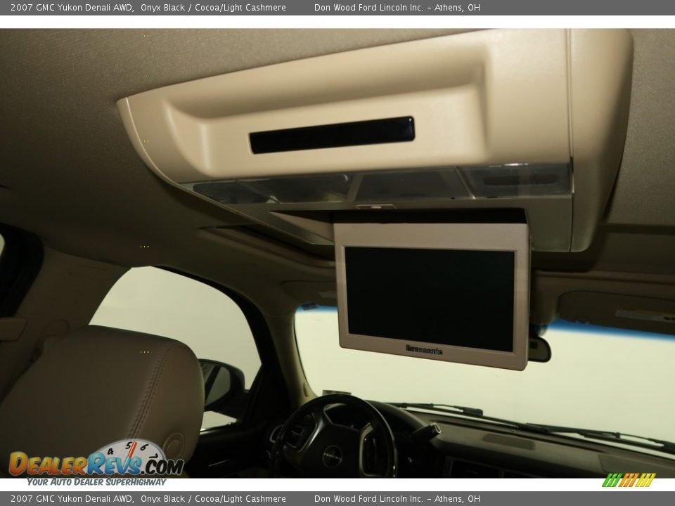 2007 GMC Yukon Denali AWD Onyx Black / Cocoa/Light Cashmere Photo #5