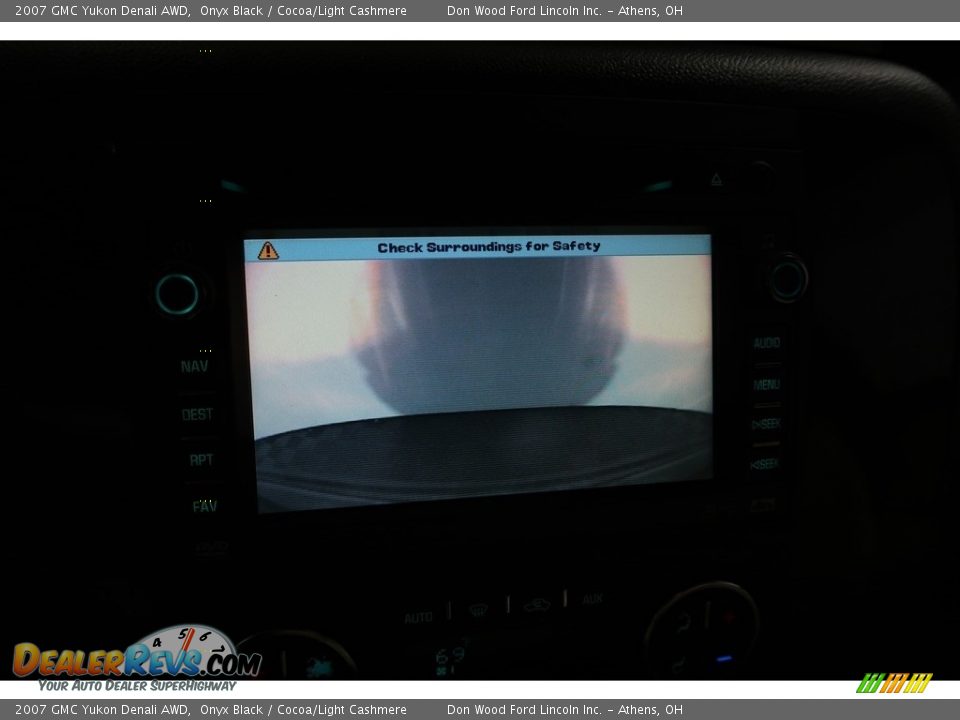 2007 GMC Yukon Denali AWD Onyx Black / Cocoa/Light Cashmere Photo #6