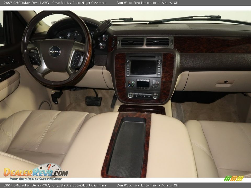 2007 GMC Yukon Denali AWD Onyx Black / Cocoa/Light Cashmere Photo #17