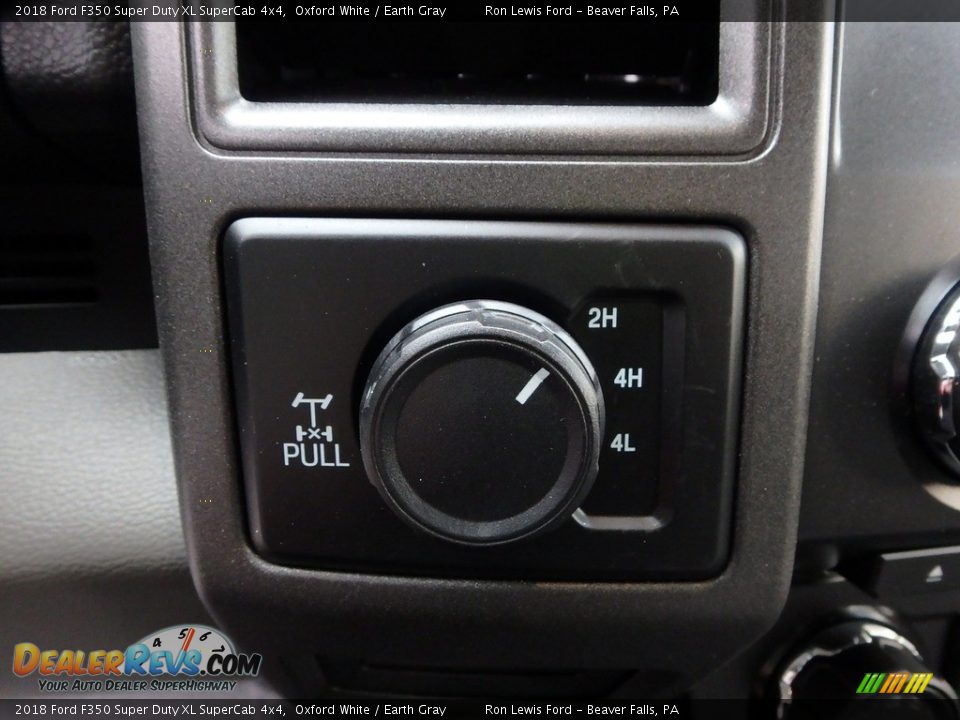 Controls of 2018 Ford F350 Super Duty XL SuperCab 4x4 Photo #19