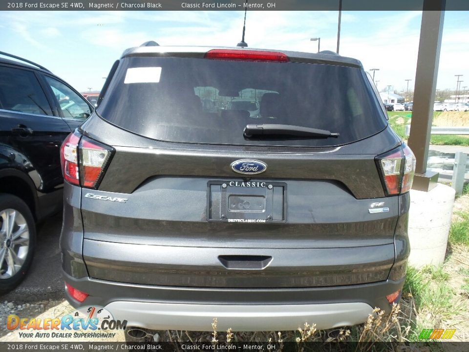 2018 Ford Escape SE 4WD Magnetic / Charcoal Black Photo #4