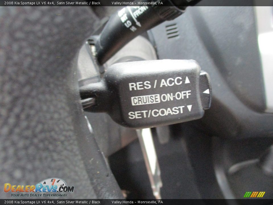 2008 Kia Sportage LX V6 4x4 Satin Silver Metallic / Black Photo #17