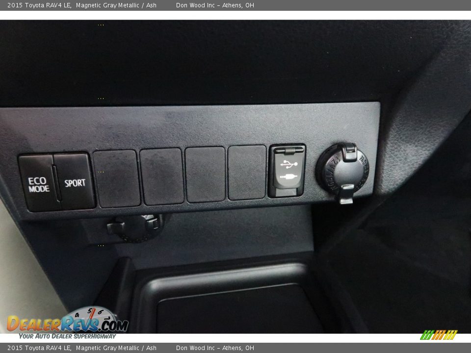 2015 Toyota RAV4 LE Magnetic Gray Metallic / Ash Photo #3