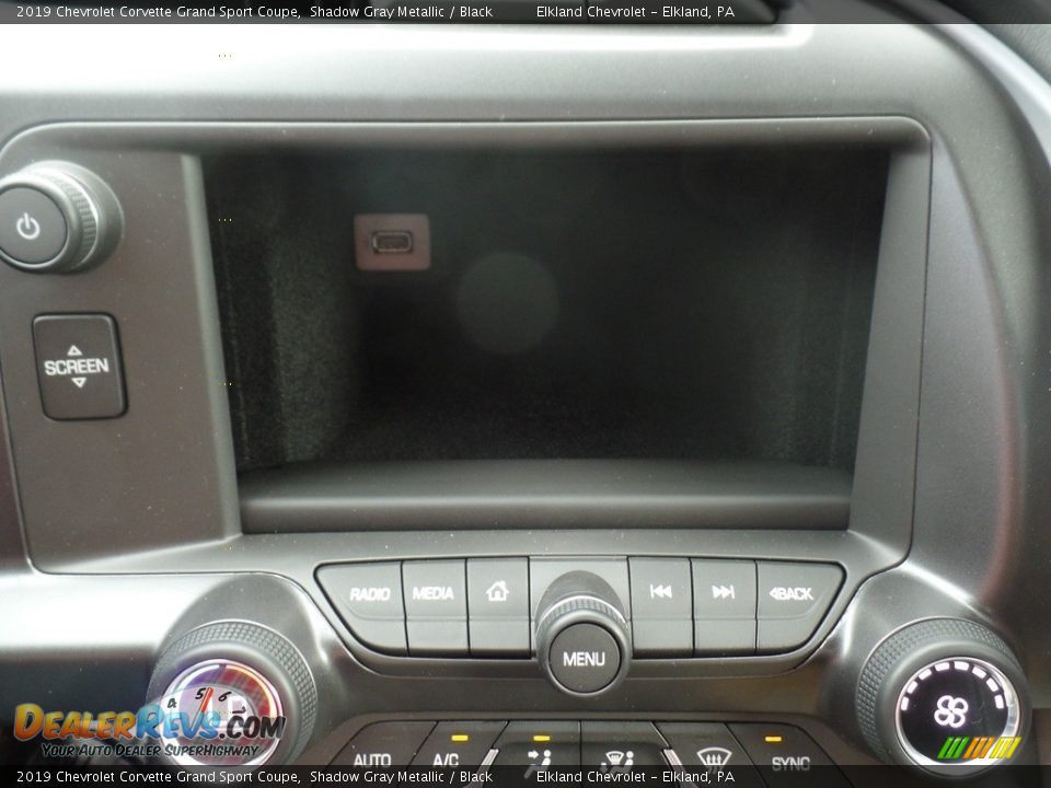 Controls of 2019 Chevrolet Corvette Grand Sport Coupe Photo #33