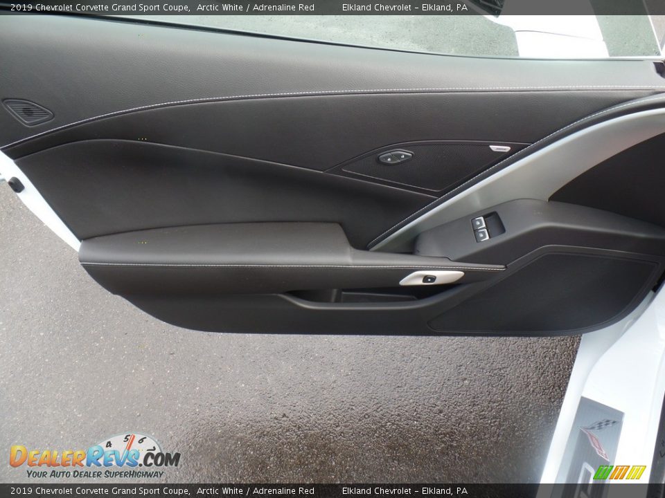2019 Chevrolet Corvette Grand Sport Coupe Arctic White / Adrenaline Red Photo #28
