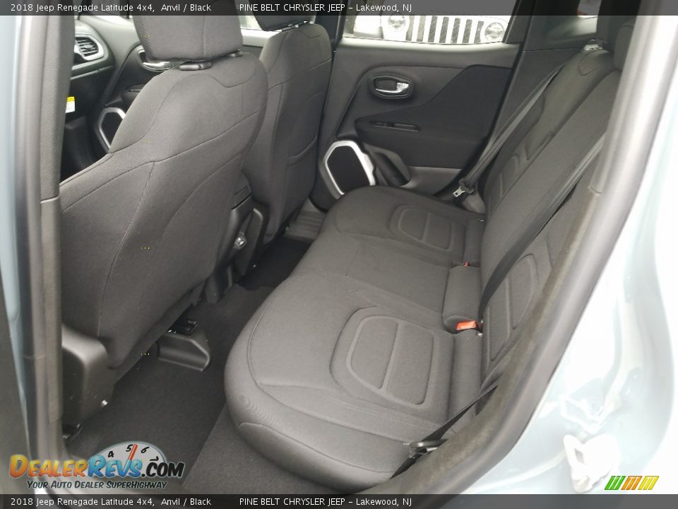 2018 Jeep Renegade Latitude 4x4 Anvil / Black Photo #8