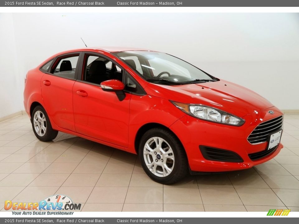 Race Red 2015 Ford Fiesta SE Sedan Photo #1