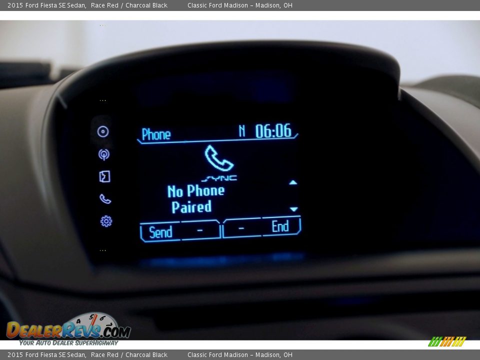 2015 Ford Fiesta SE Sedan Race Red / Charcoal Black Photo #14