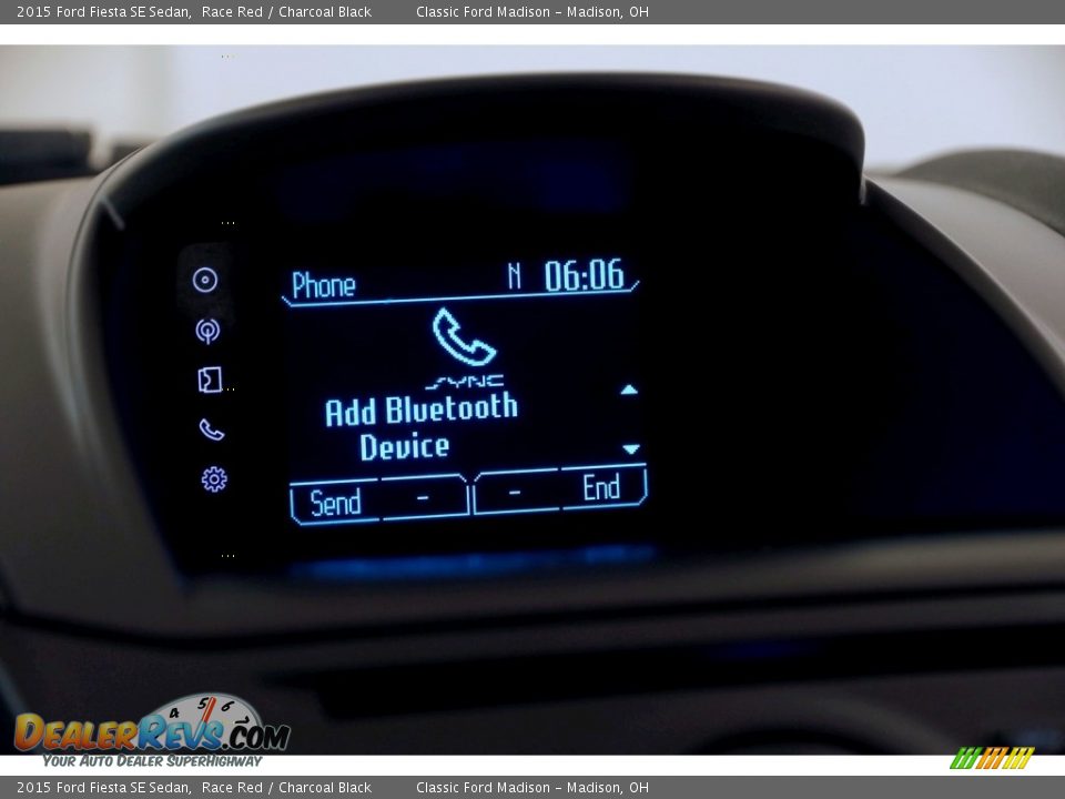 2015 Ford Fiesta SE Sedan Race Red / Charcoal Black Photo #15