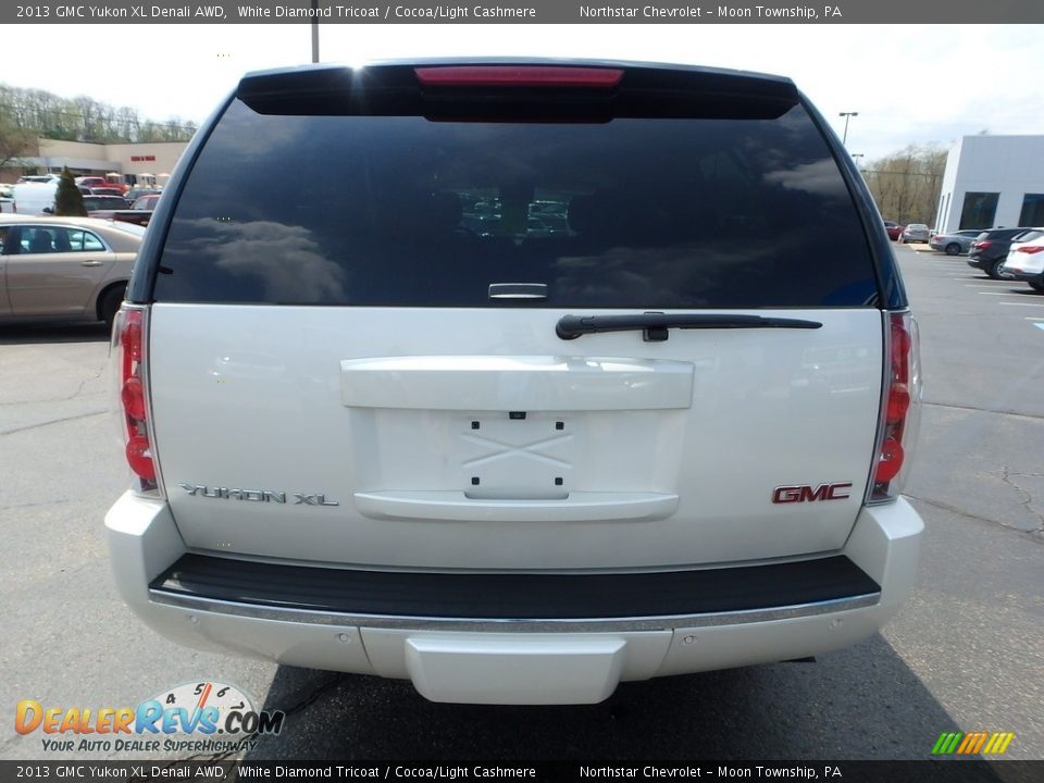 2013 GMC Yukon XL Denali AWD White Diamond Tricoat / Cocoa/Light Cashmere Photo #6