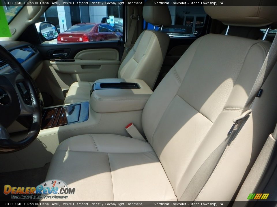 2013 GMC Yukon XL Denali AWD White Diamond Tricoat / Cocoa/Light Cashmere Photo #20