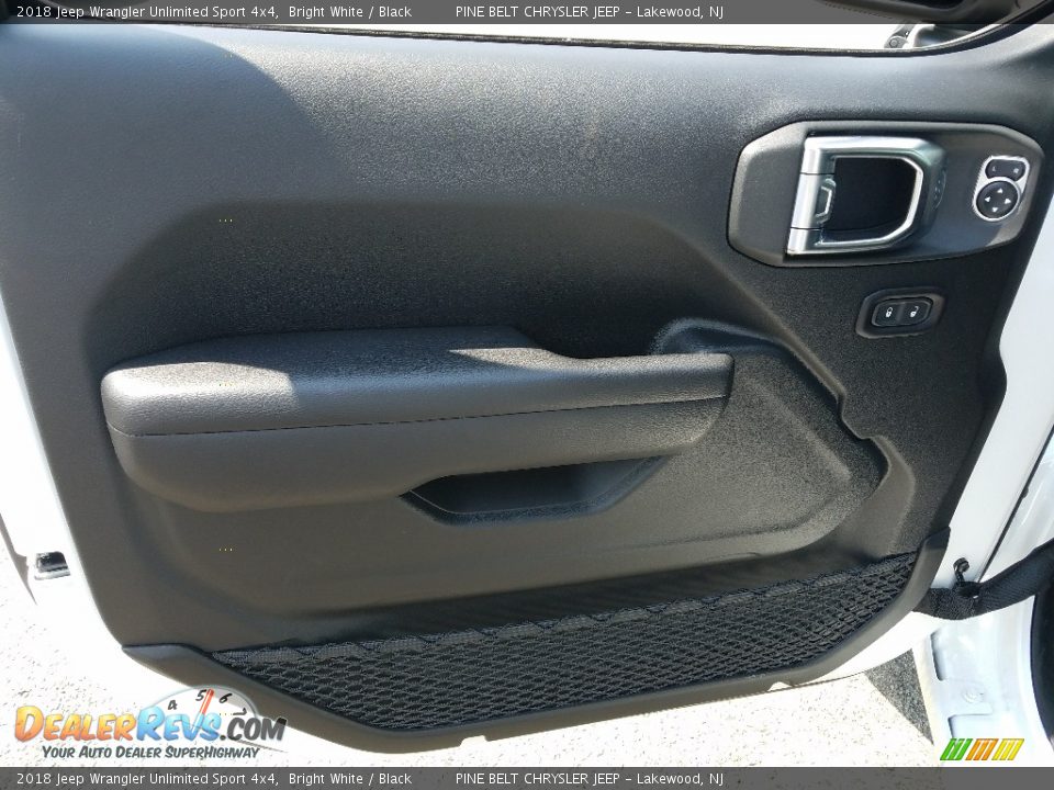 2018 Jeep Wrangler Unlimited Sport 4x4 Bright White / Black Photo #6