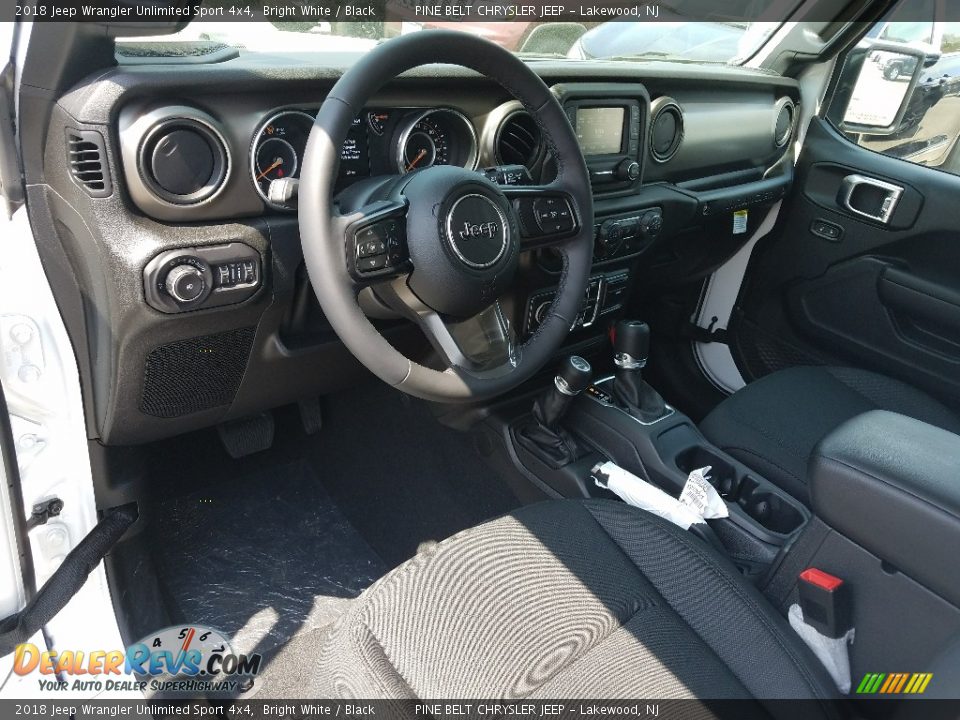 2018 Jeep Wrangler Unlimited Sport 4x4 Bright White / Black Photo #7