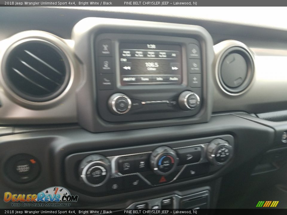 2018 Jeep Wrangler Unlimited Sport 4x4 Bright White / Black Photo #10