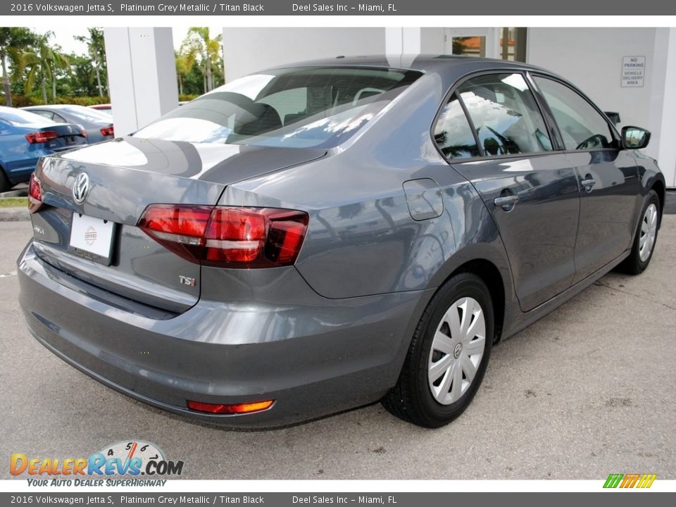 2016 Volkswagen Jetta S Platinum Grey Metallic / Titan Black Photo #10