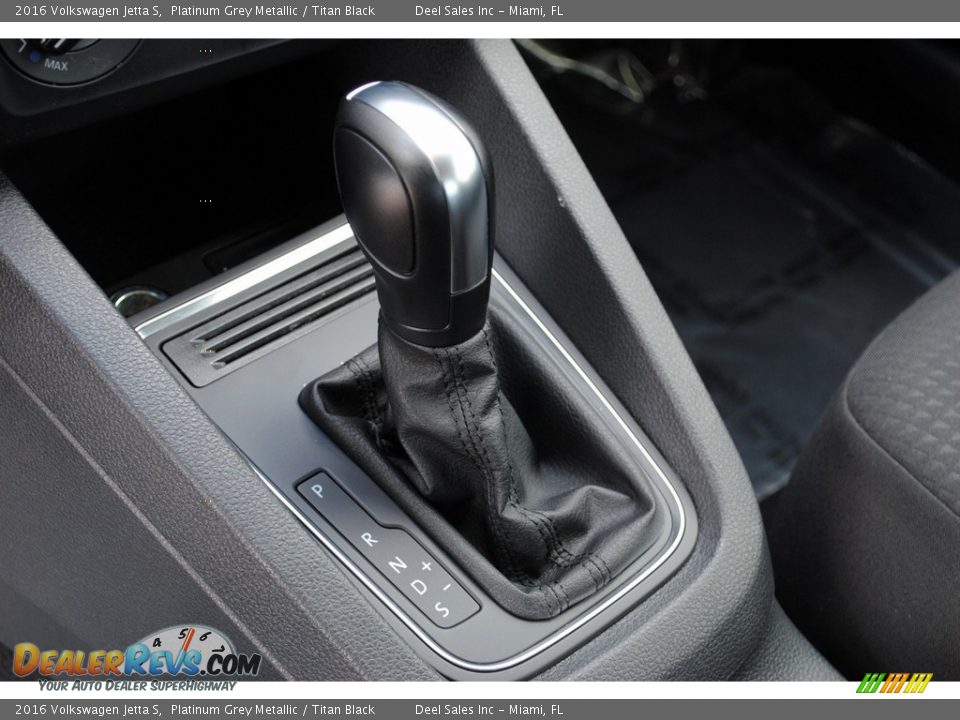 2016 Volkswagen Jetta S Platinum Grey Metallic / Titan Black Photo #16