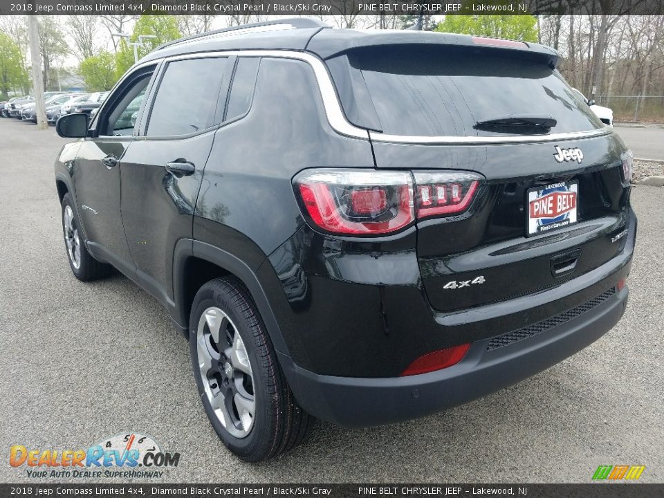 2018 Jeep Compass Limited 4x4 Diamond Black Crystal Pearl / Black/Ski Gray Photo #4