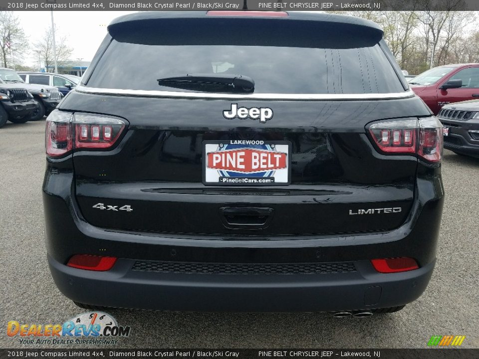 2018 Jeep Compass Limited 4x4 Diamond Black Crystal Pearl / Black/Ski Gray Photo #5
