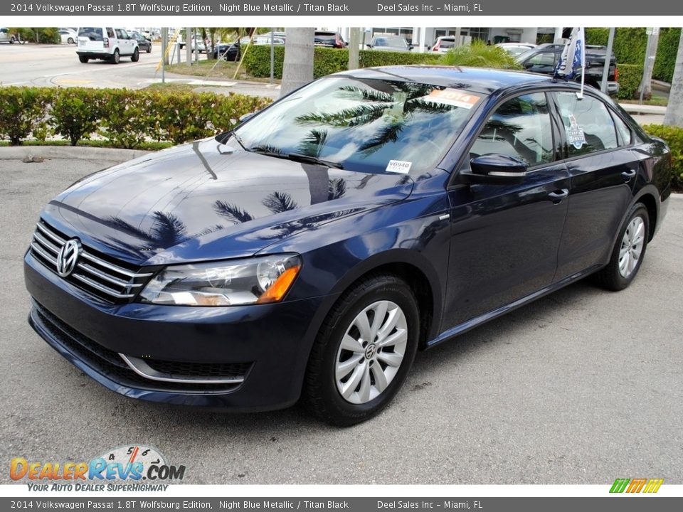 2014 Volkswagen Passat 1.8T Wolfsburg Edition Night Blue Metallic / Titan Black Photo #4