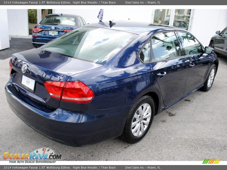 2014 Volkswagen Passat 1.8T Wolfsburg Edition Night Blue Metallic / Titan Black Photo #9
