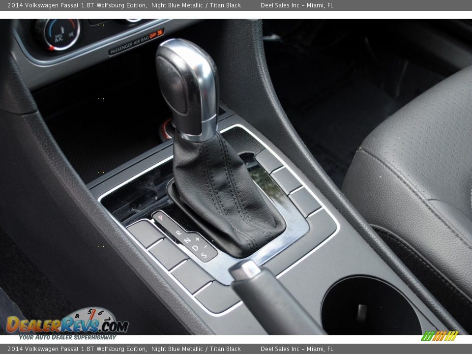 2014 Volkswagen Passat 1.8T Wolfsburg Edition Night Blue Metallic / Titan Black Photo #15