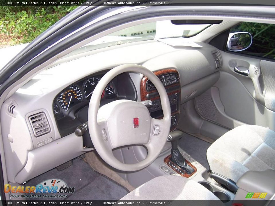 2000 Saturn L Series LS1 Sedan Bright White / Gray Photo #3