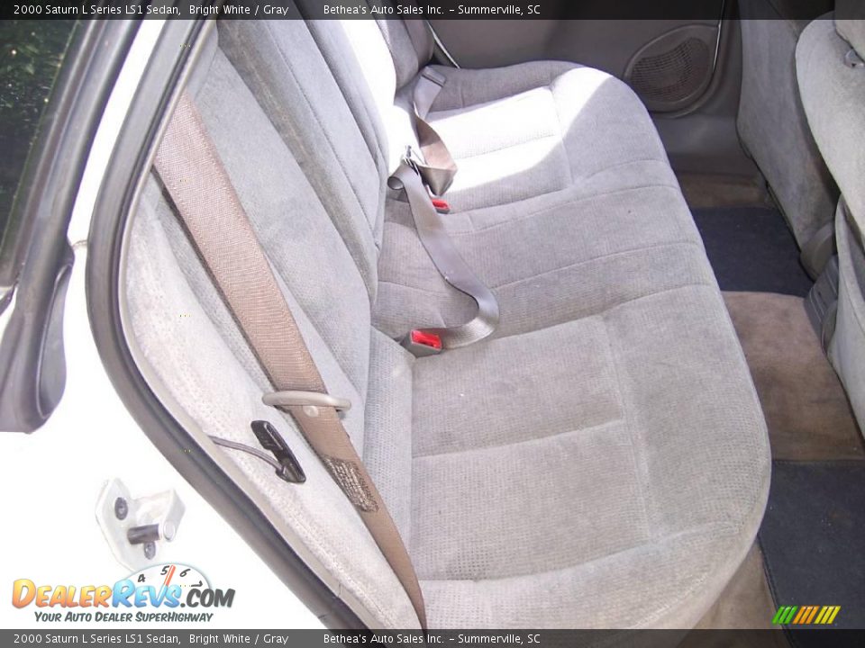 2000 Saturn L Series LS1 Sedan Bright White / Gray Photo #10