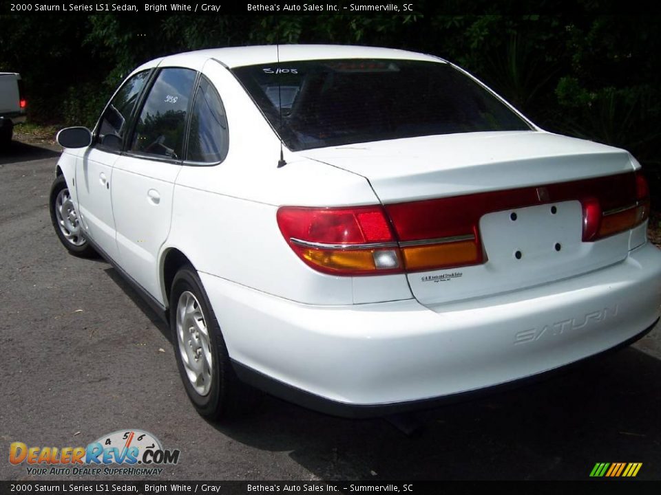 2000 Saturn L Series LS1 Sedan Bright White / Gray Photo #13