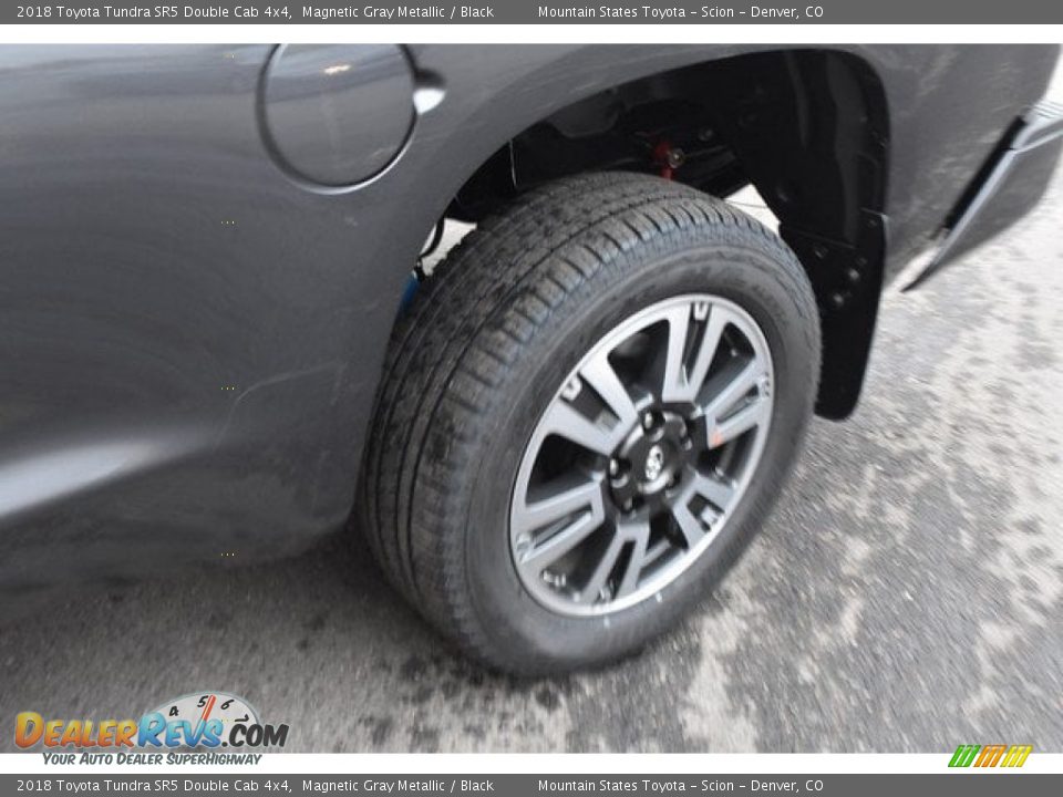 2018 Toyota Tundra SR5 Double Cab 4x4 Magnetic Gray Metallic / Black Photo #34