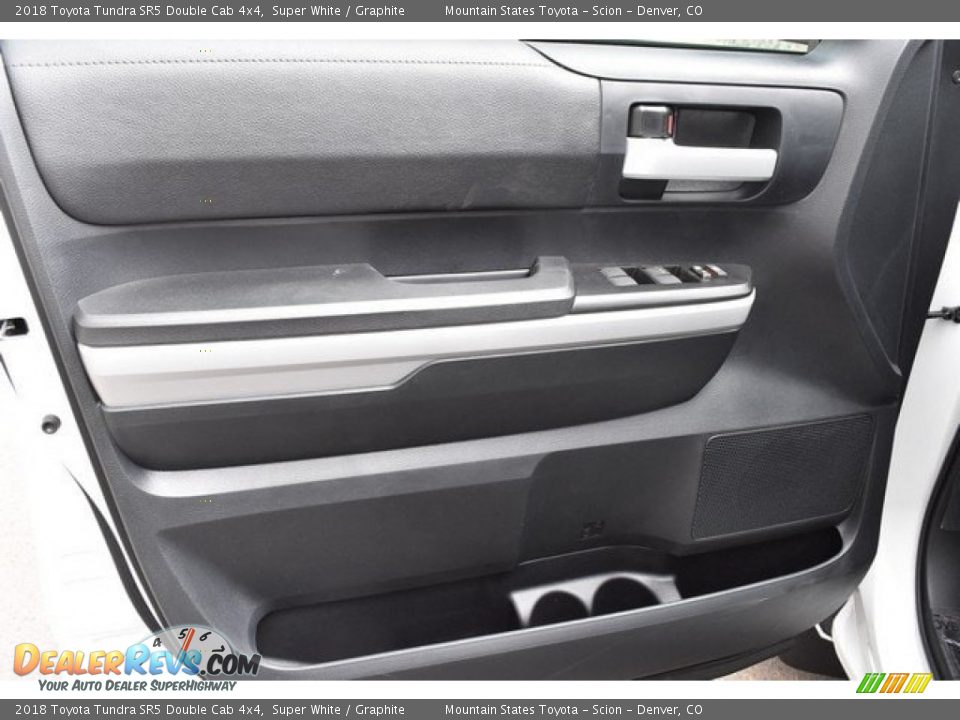 2018 Toyota Tundra SR5 Double Cab 4x4 Super White / Graphite Photo #2