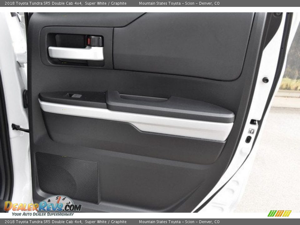 2018 Toyota Tundra SR5 Double Cab 4x4 Super White / Graphite Photo #5